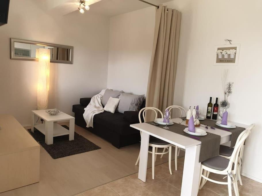 Apartments Regina 볼 외부 사진